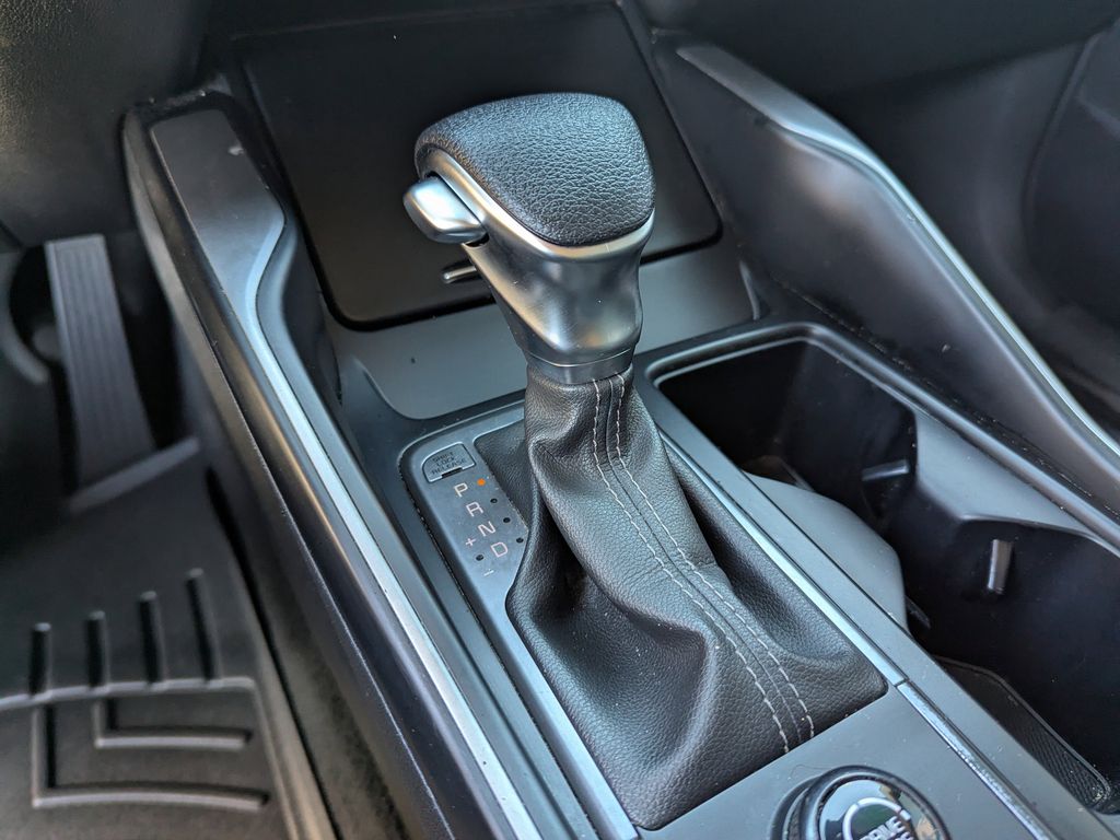 used 2023 Kia Sorento car, priced at $19,892