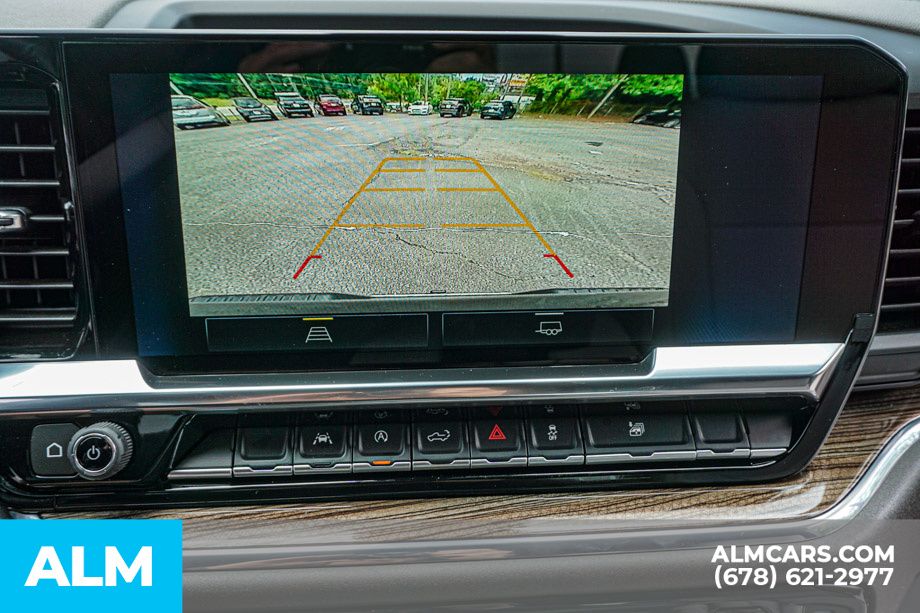 Used 2025 Black Chevrolet LT image 37