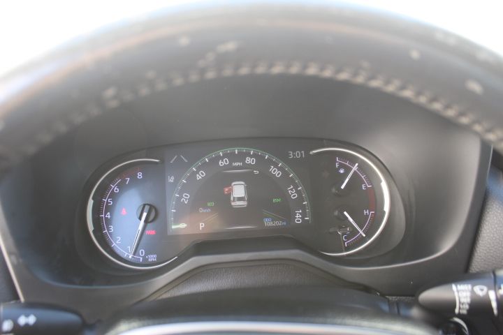 Used Car 2019 Toyota Rav4  Limited For Sale Under $25,000 In Georgetown, Texas