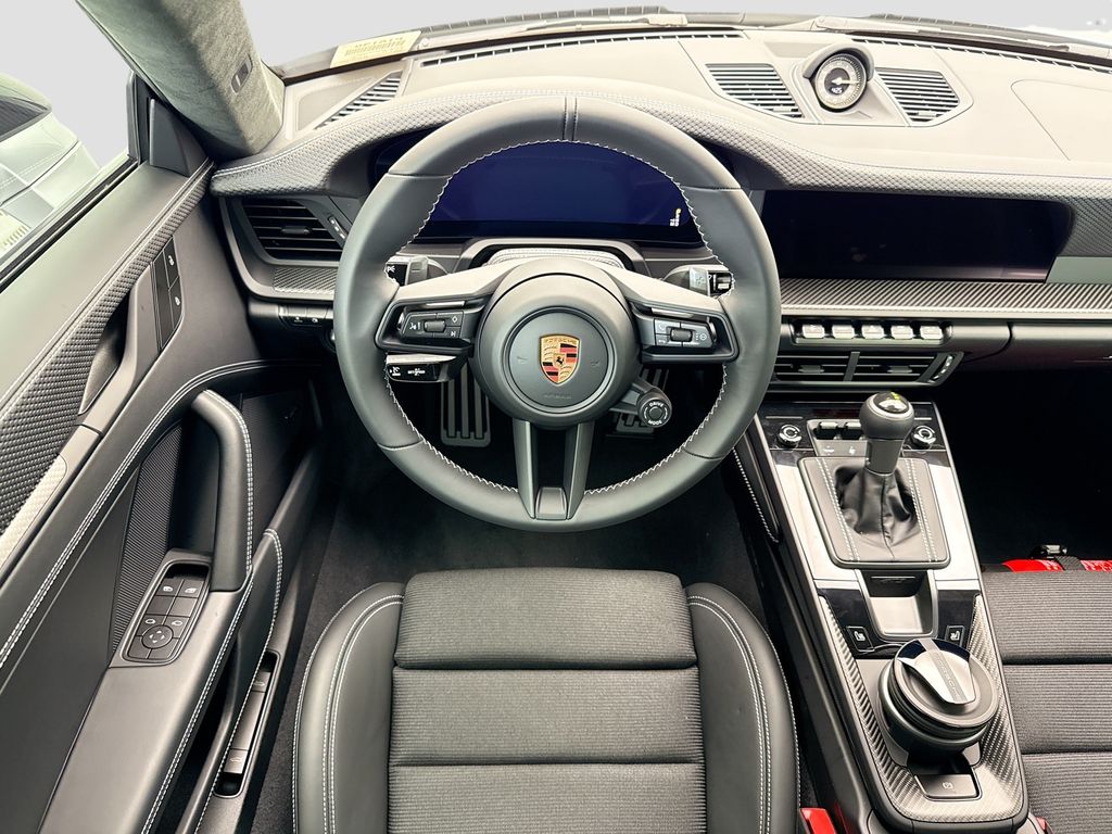 Thumbnail: 2026 Porsche 911 - 13