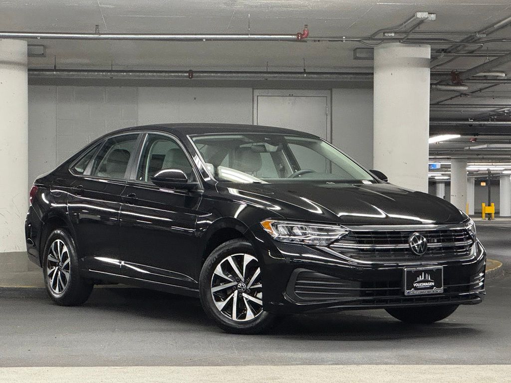 3VW5M7BUXRM103064