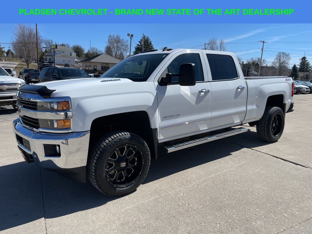 2015 Chevrolet Silverado 2500HD LTZ Crew Cab 4WD