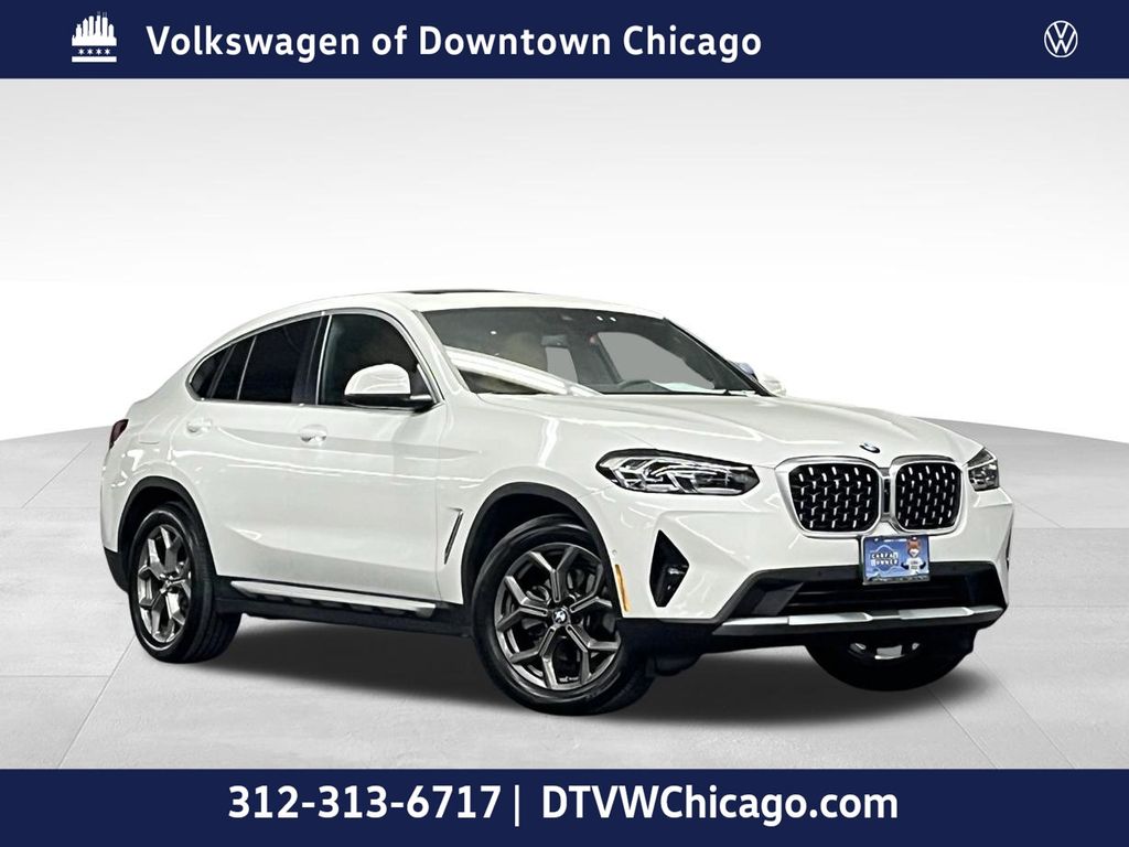 2024 BMW X4 xDrive30i