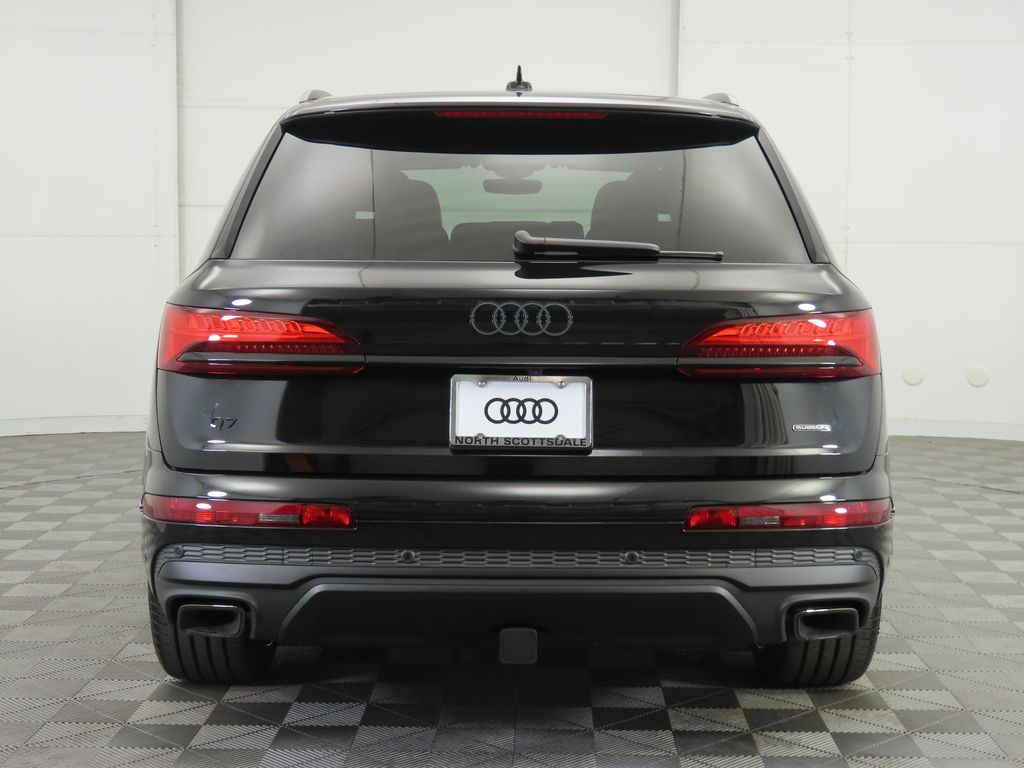 Thumbnail: 2025 Audi Q7 - 6