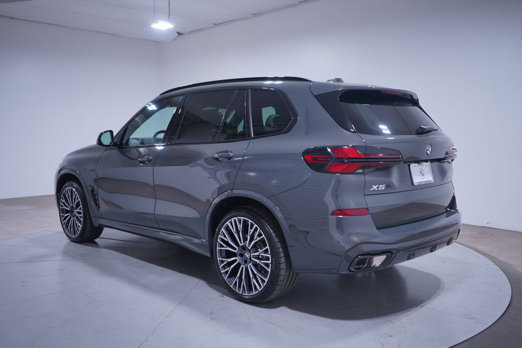 Thumbnail: 2026 BMW X5 - 3