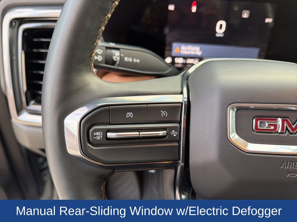 2023 GMC Canyon 4WD Crew Cab Short Box AT4