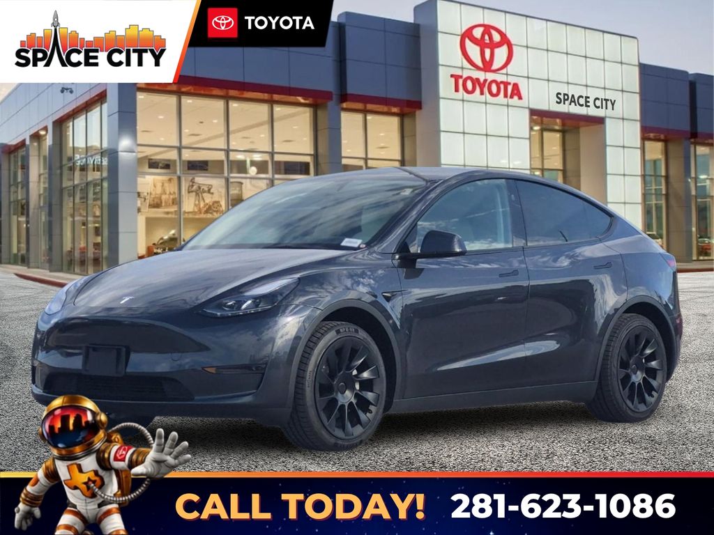2024 Tesla Model Y Gris (Stealth Gray) SUV/Crossover Tracción trasera 1 velocidad Automática