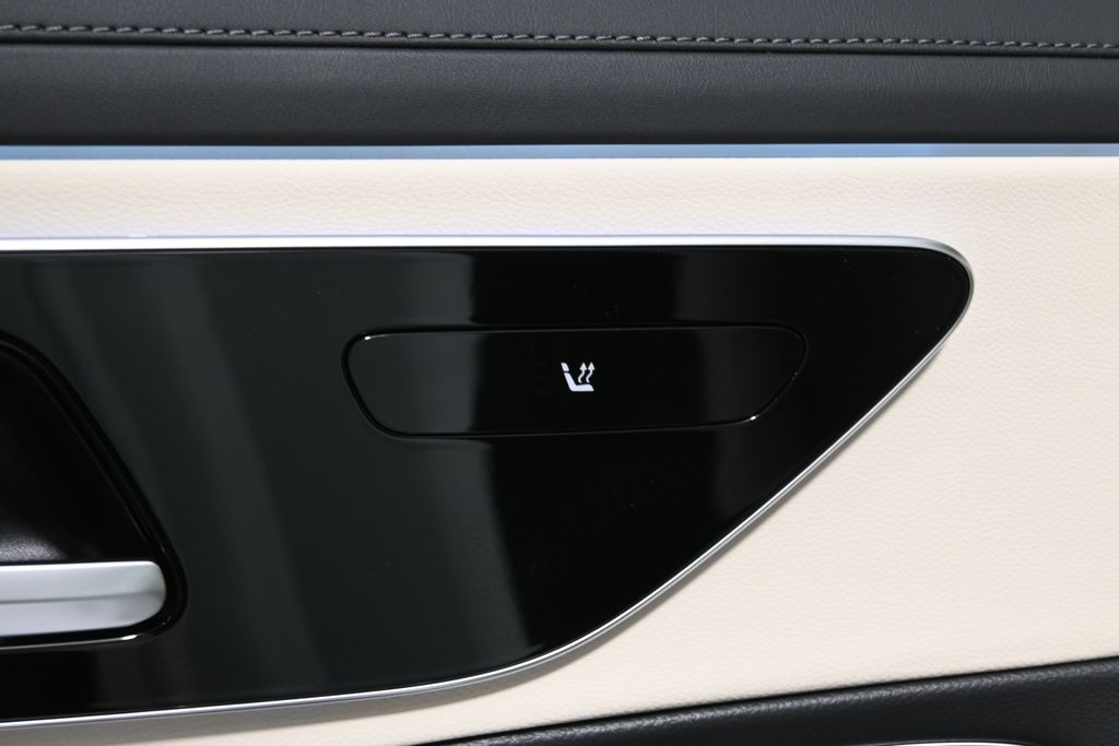 Thumbnail: 2026 Mercedes-Benz E-Class - 28