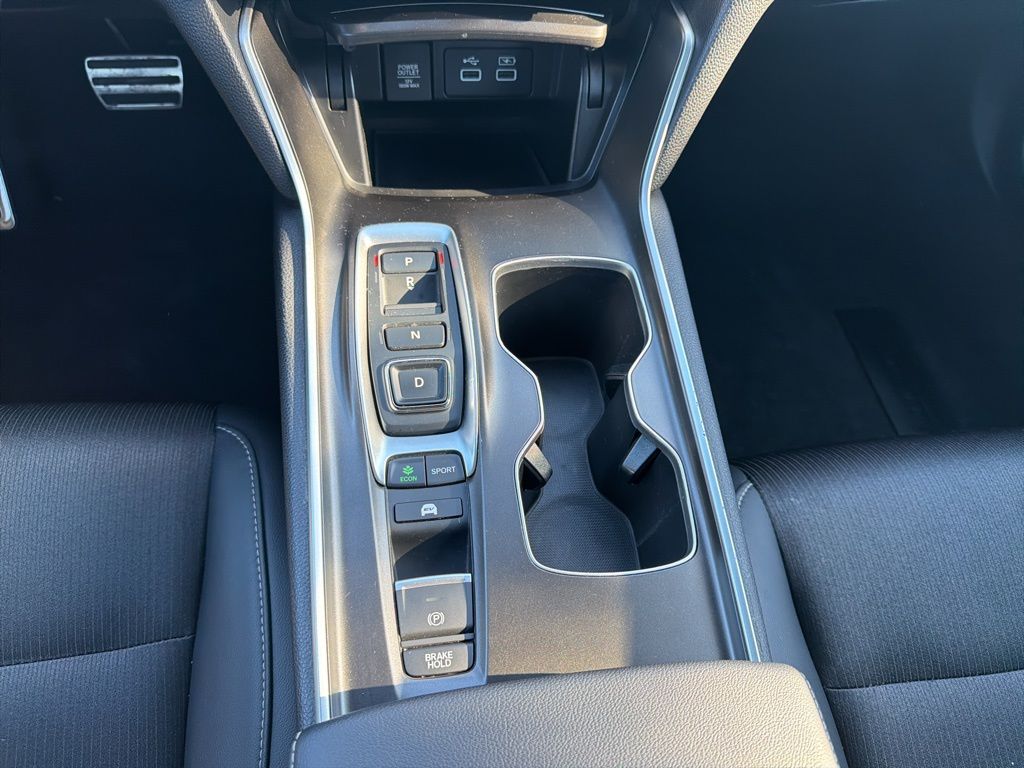 Thumbnail: 2022 Honda Accord - 16