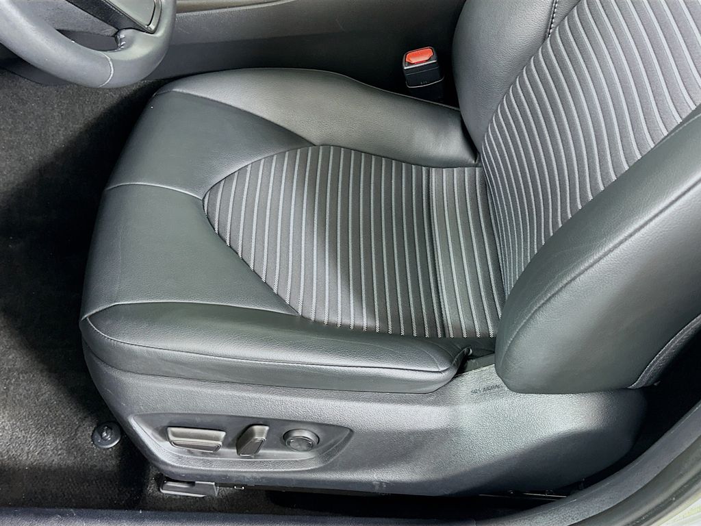 Thumbnail: 2024 Toyota Camry - 19