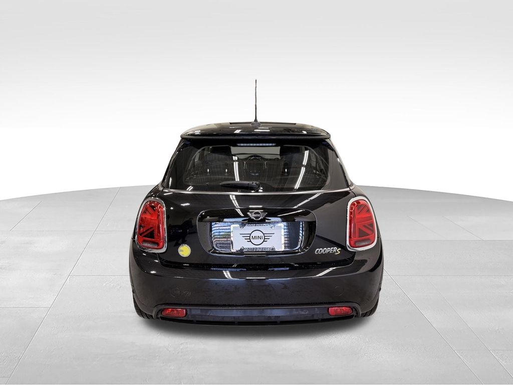 Thumbnail: 2024 MINI Cooper - 4