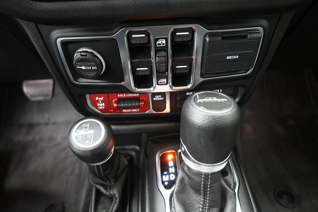 Used 2024 Jeep Gladiator Truck