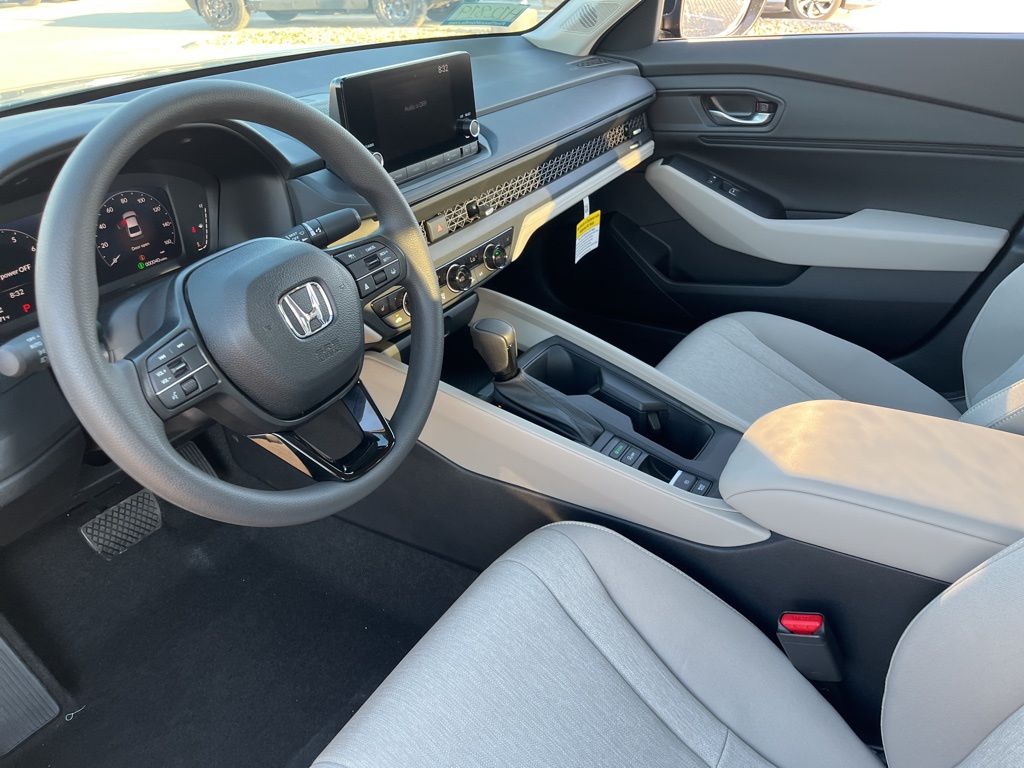 Thumbnail: 2025 Honda Accord - 10