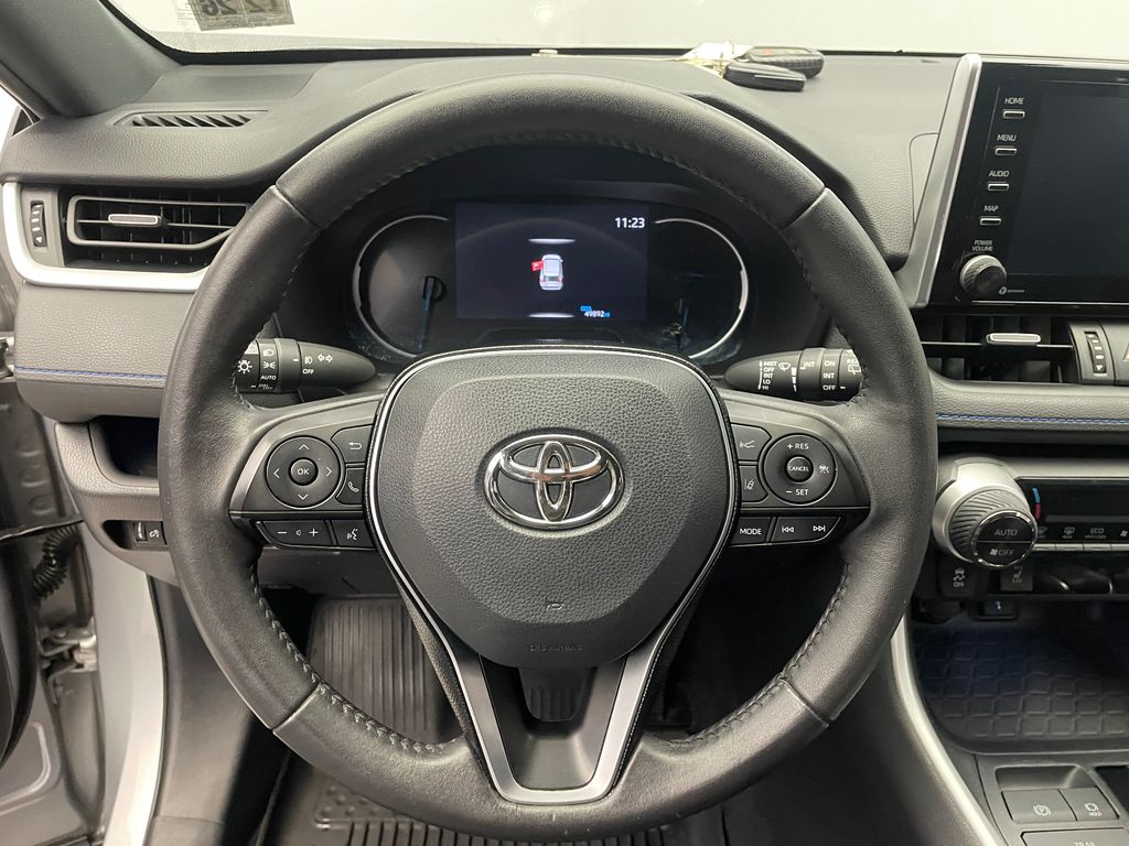 2021 Toyota RAV4 XSE 21