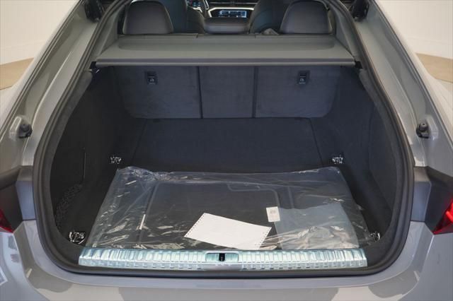 Thumbnail: 2026 Audi RS 7 - 11