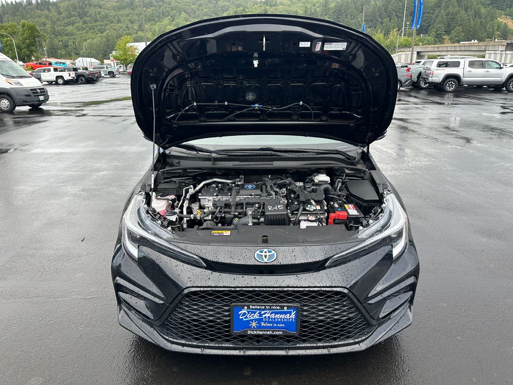 2024 Toyota Corolla Hybrid SE