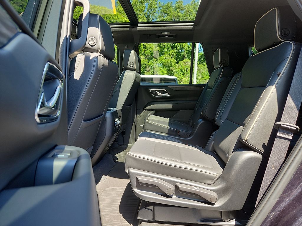 Thumbnail: 2023 GMC Yukon - 10