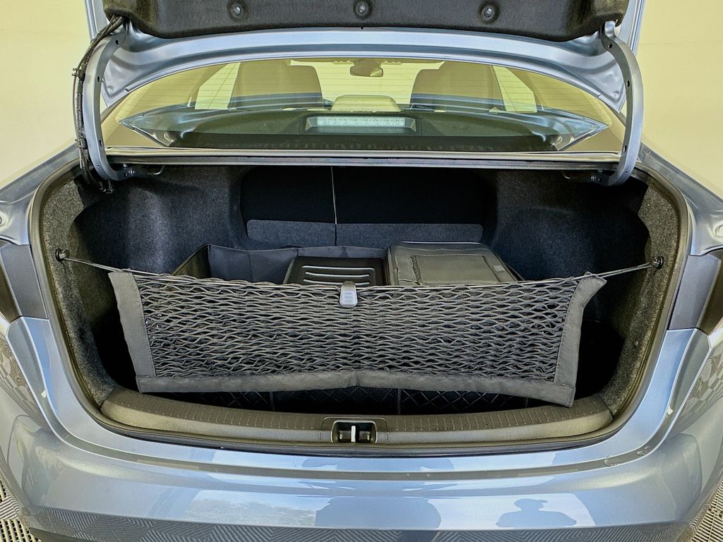 Thumbnail: 2025 Toyota Corolla - 24