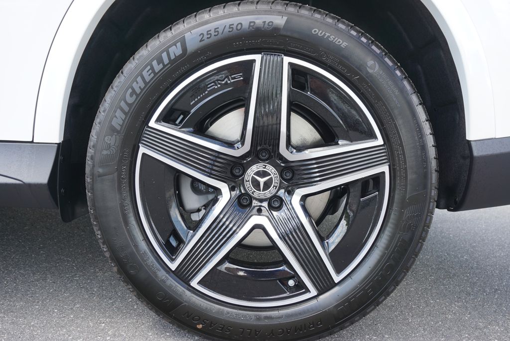 Thumbnail: 2025 Mercedes-Benz GLC - 20