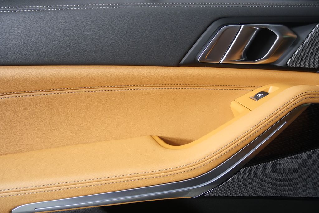 Thumbnail: 2026 BMW X5 - 14