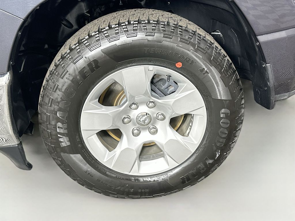 Thumbnail: 2020 RAM 1500 - 30