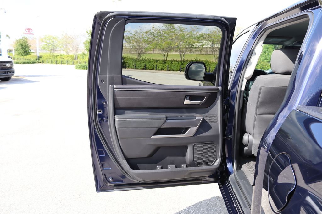 Thumbnail: 2023 Toyota Tundra - 21