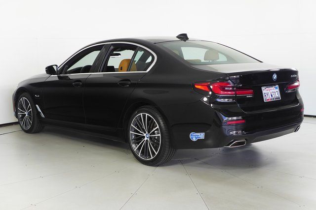 2022 BMW 5 Series 530e iPerformance 9