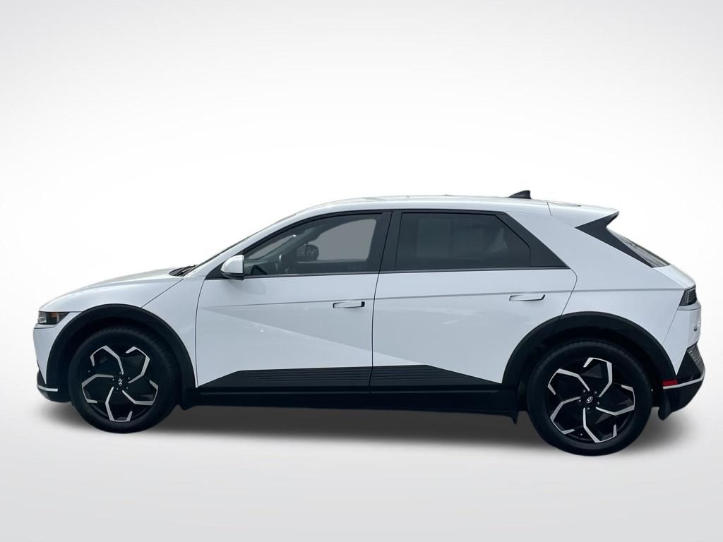 Thumbnail: 2023 Hyundai Ioniq 5 - 2