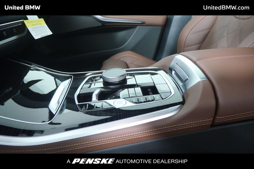 Thumbnail: 2026 BMW X5 - 21