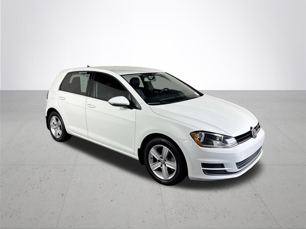 2015 Volkswagen Golf TDI S 4-Door