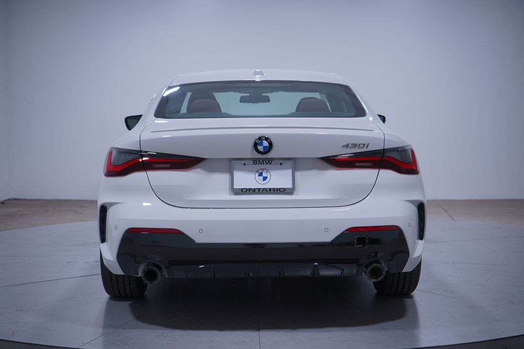 Thumbnail: 2026 BMW 4 Series - 5