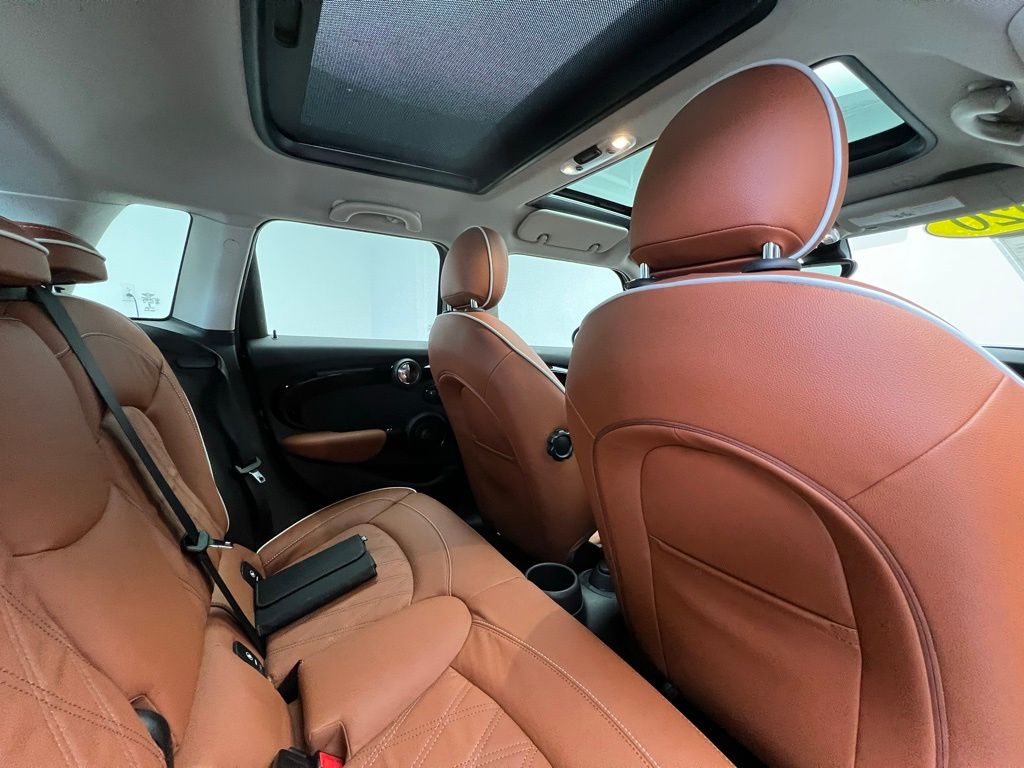 Thumbnail: 2020 MINI Cooper - 8