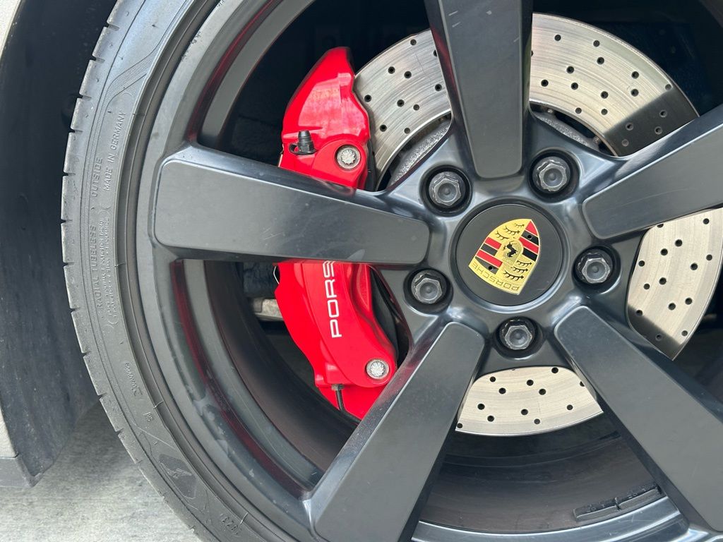 Thumbnail: 2020 Porsche 911 - 16