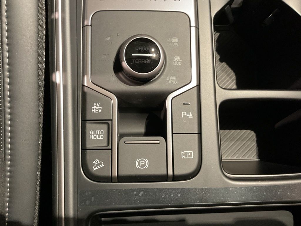 New 2026 Gray Kia EX image 12