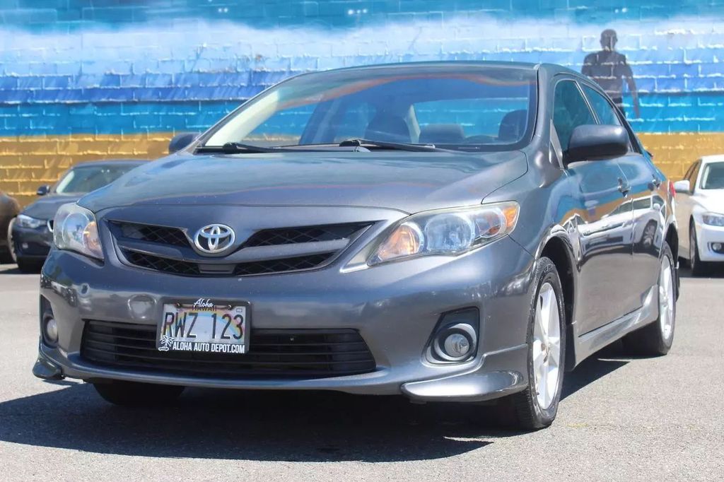 2013 Toyota Corolla L photo