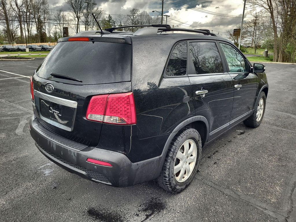 2012 Kia Sorento LX 3