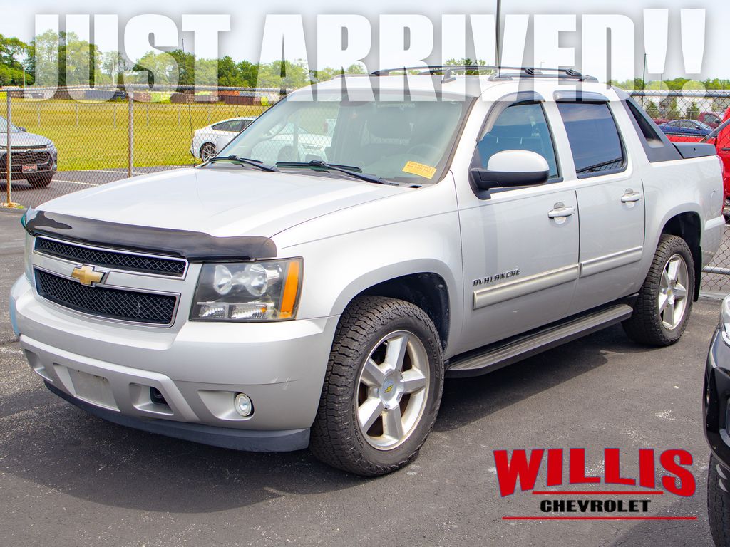 Sheer Silver Metallic 2011 Chevrolet Avalanche LS 4WD Pickup Truck Four-Wheel Drive 6-Speed Automatic