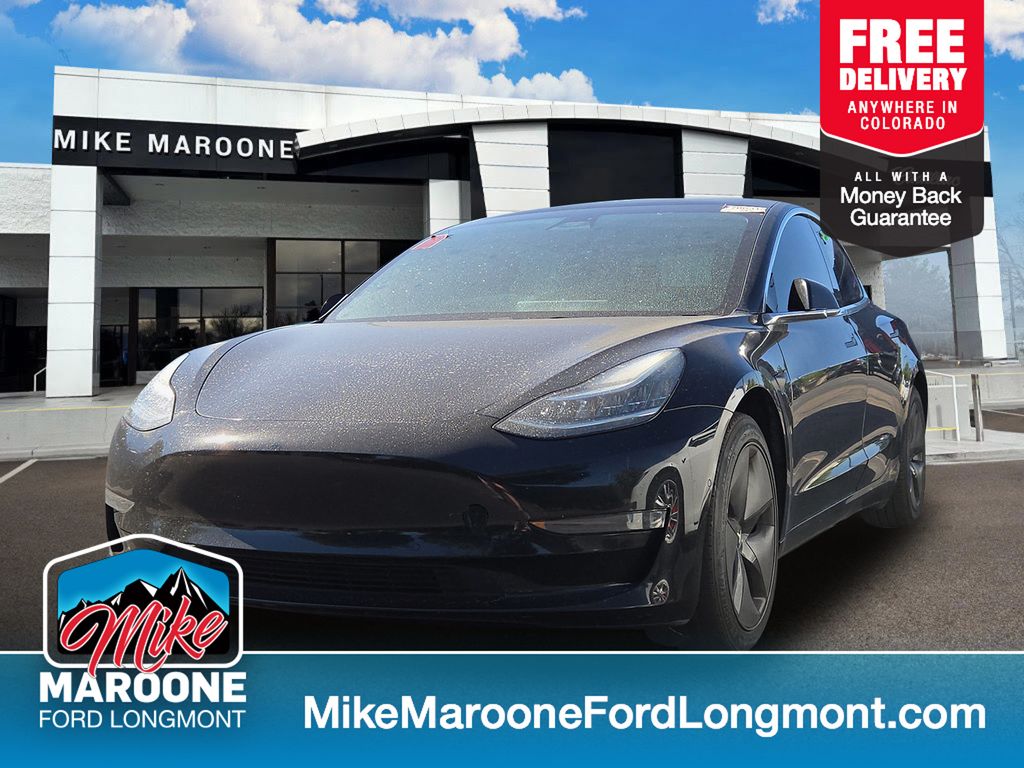 Solid Black 2018 Tesla Model 3 Sedan Rear-Wheel Drive 1-Speed Automatic