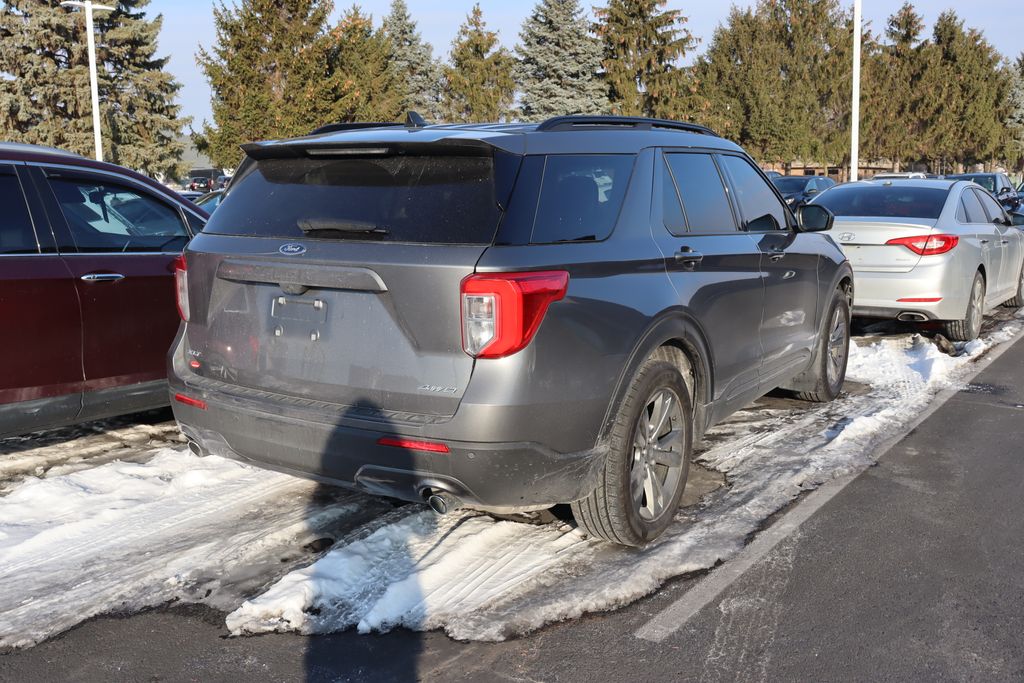 2021 Ford Explorer XLT 3