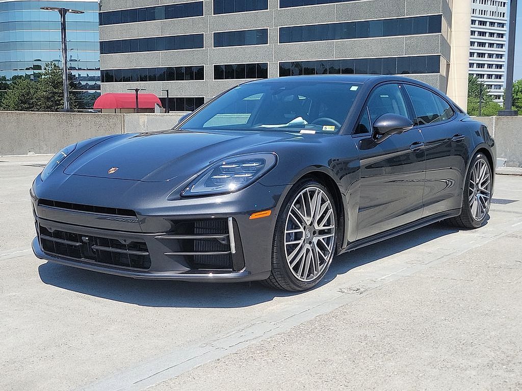 Thumbnail: 2024 Porsche Panamera - 1