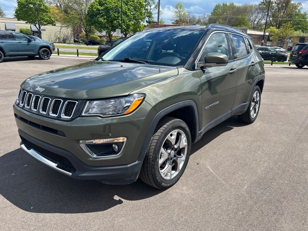 Olive Green Pearlcoat 2018 Jeep Compass Limited 4WD SUV / Crossover Four-Wheel Drive 9-Speed Automatic