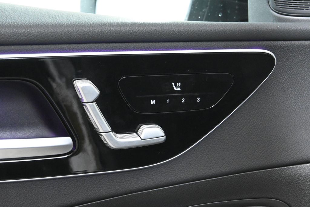 Thumbnail: 2025 Mercedes-Benz C-Class - 29