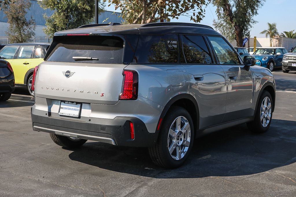 2025 MINI Cooper S Countryman  8