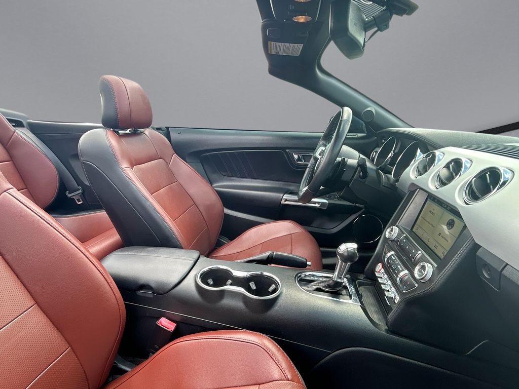 Thumbnail: 2016 Ford Mustang - 16