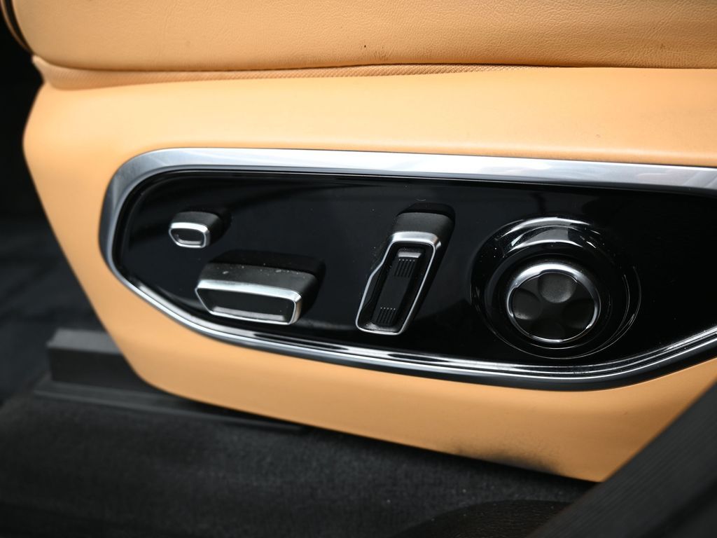 Used 2022 Bright White Clearcoat Jeep Summit image 13