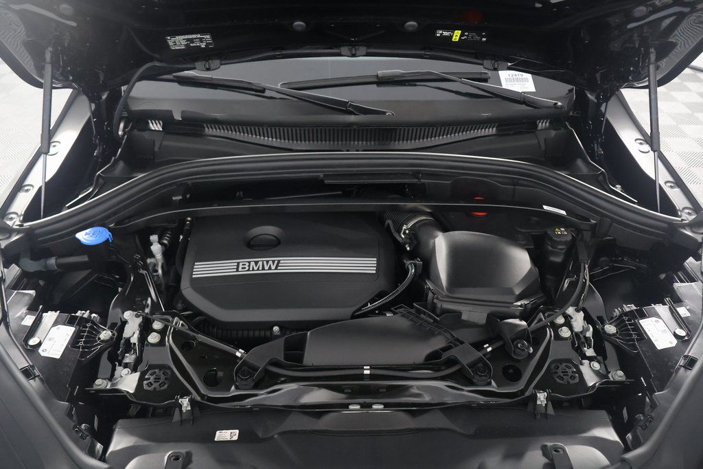2025 BMW X2 xDrive28i 9