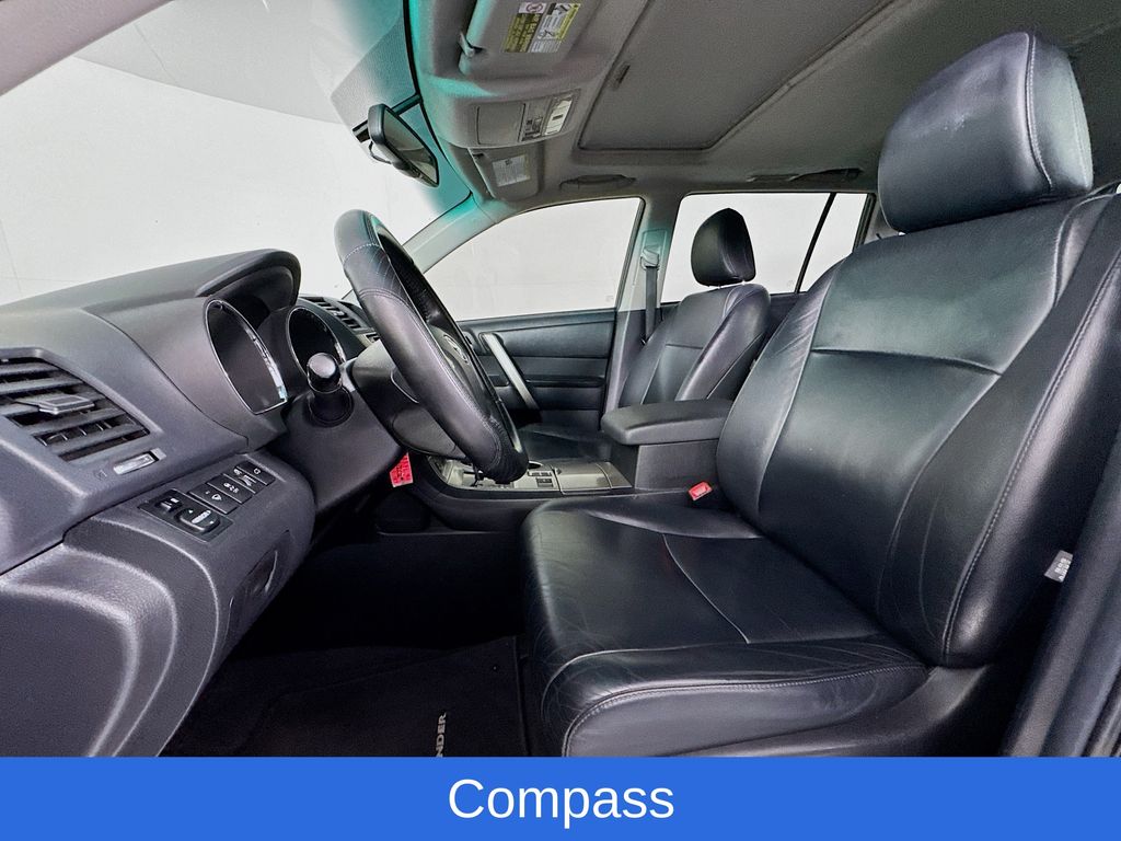 Used Car 2013 Toyota Highlander  Se For Sale Under $15,000 In Austin, Texas