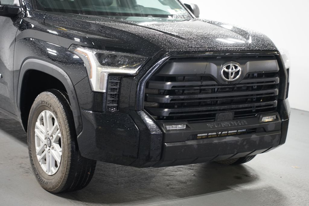 Thumbnail: 2025 Toyota Tundra - 4