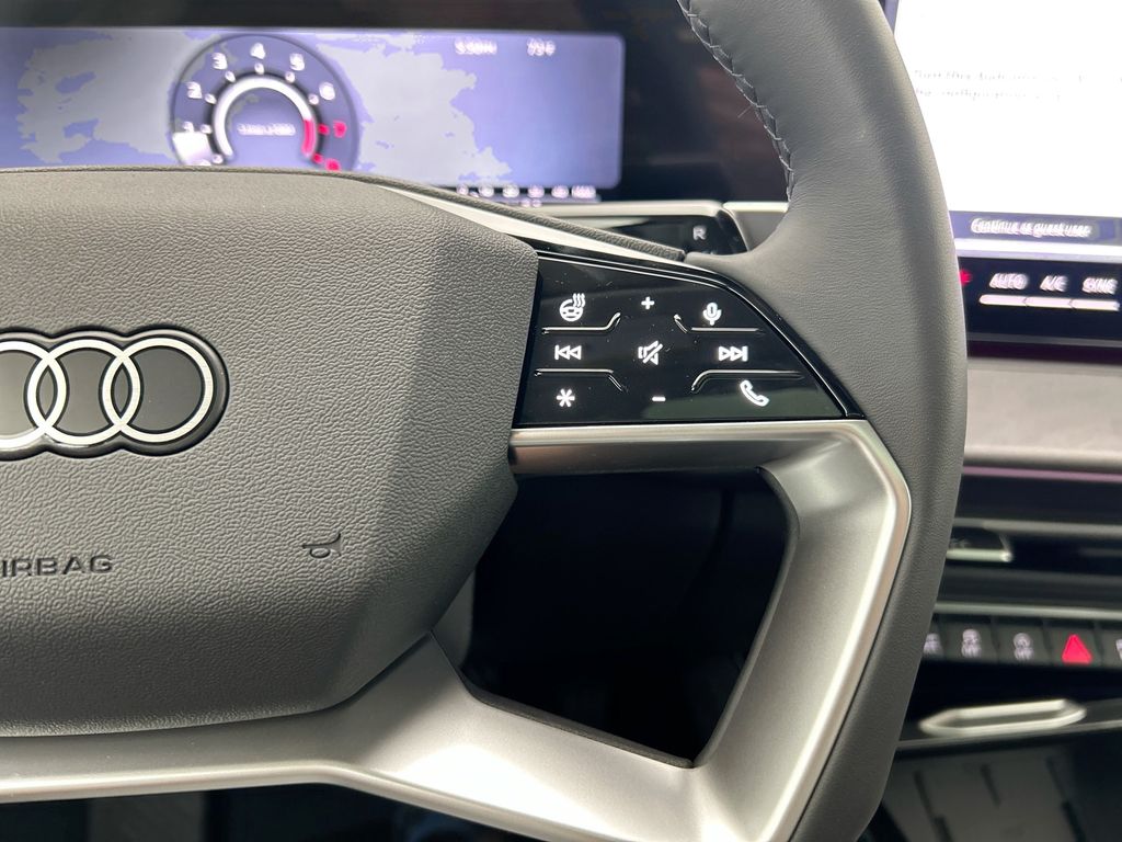 Thumbnail: 2026 Audi Q3 - 12