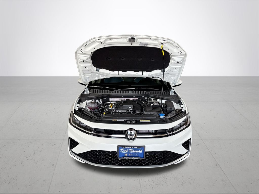 2025 Volkswagen Jetta 1.5T SE